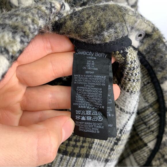 HALLE BERRY x Sweaty Betty Rhea Overshirt Plaid Jacket Green Black Cream 14 (XL) - Picture 10 of 13